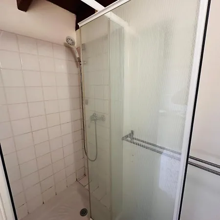펜션 Maison Au Calme Pour 9 Personnes La Chapelle-de-Brain