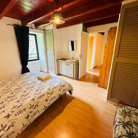 펜션 Maison Au Calme Pour 9 Personnes