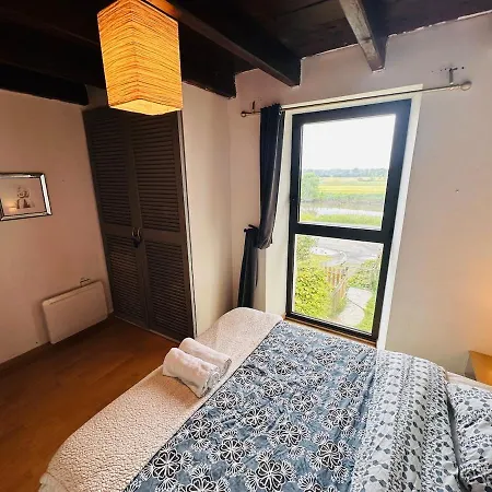 Maison Au Calme Pour 9 Personnes * La Chapelle-de-Brain